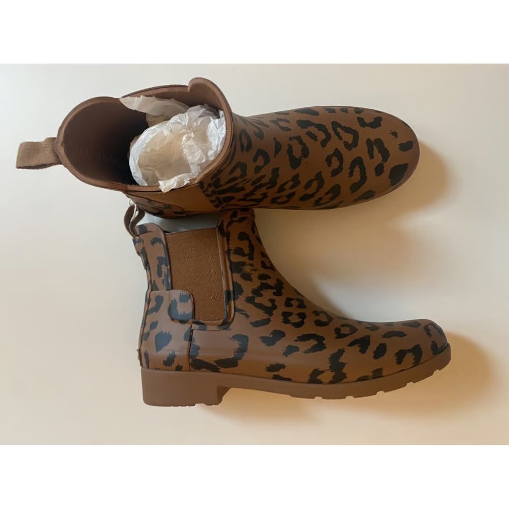 Hunter Rain Boots Chelsea  Size 38, leopard